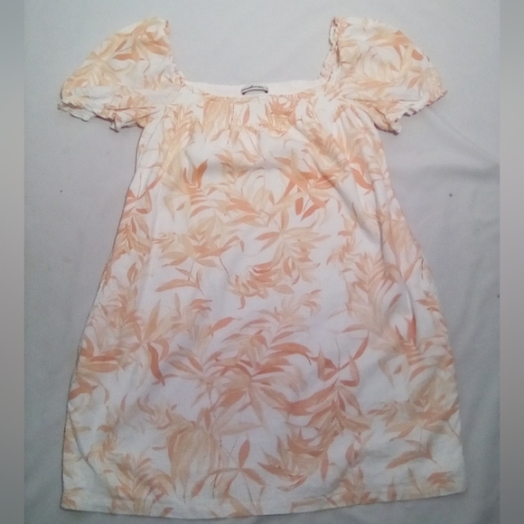 Abercrombie & Fitch Peach Cream Tree Floral Smocked Front Pocket Dress Size LT - Picture 4 of 8